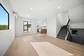 20C Nor'East Drive, Northcross