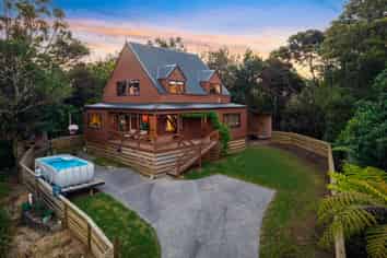 5 Laingholm Drive, Laingholm