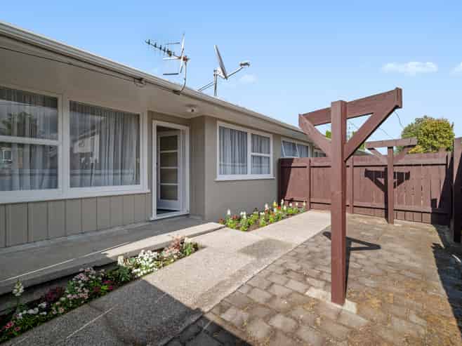 57E James Street, Glenholme