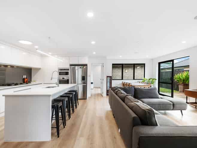 5 Kahika Grove, Huapai