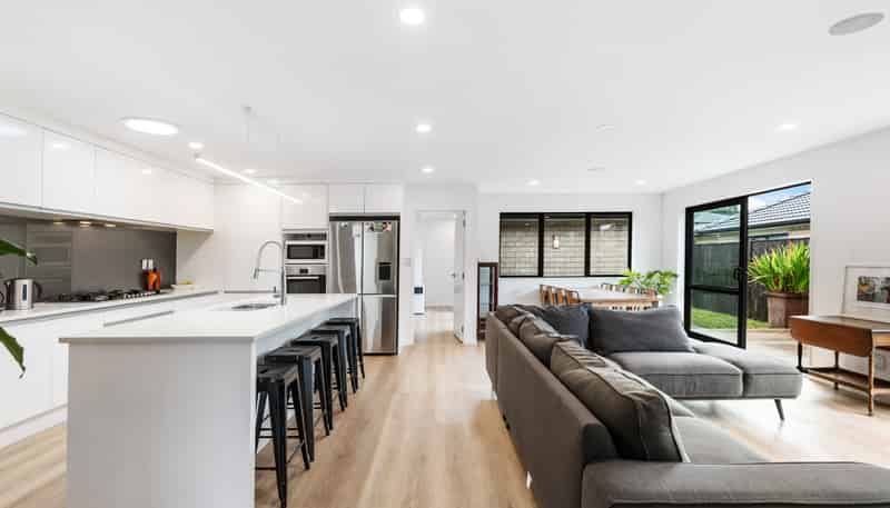 5 Kahika Grove, Huapai