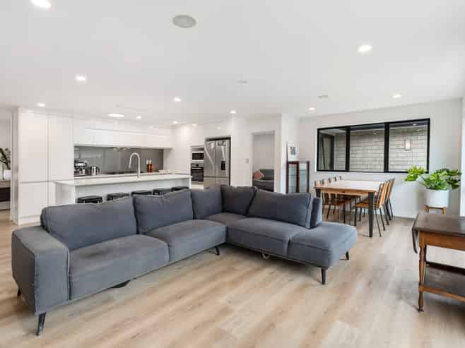 5 Kahika Grove, Huapai