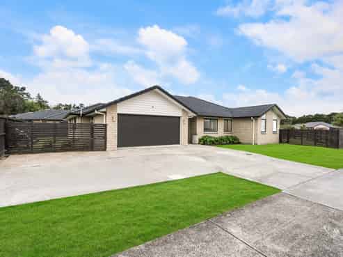 5 Kahika Grove, Huapai