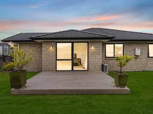 5 Kahika Grove, Huapai