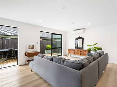 5 Kahika Grove, Huapai