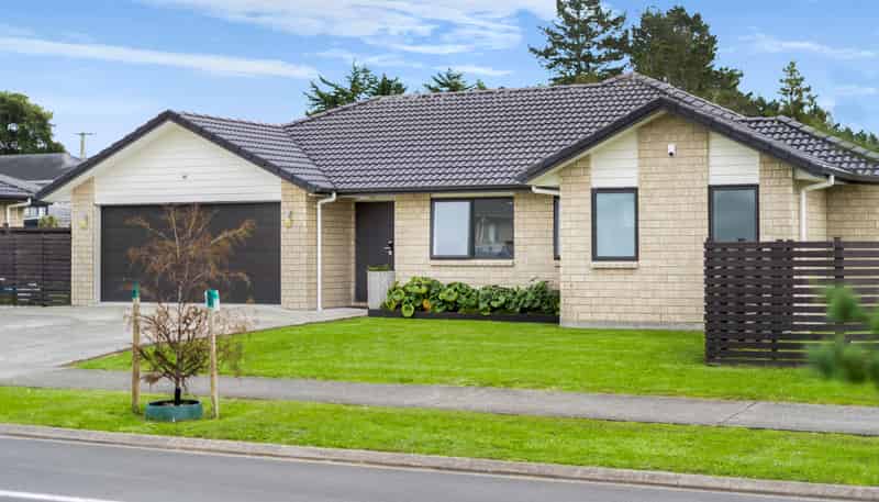 5 Kahika Grove, Huapai