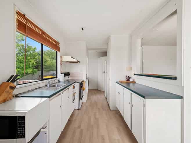 12 Crystal Place, Pukehangi