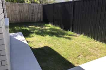 8B Cambridge Road, Manurewa