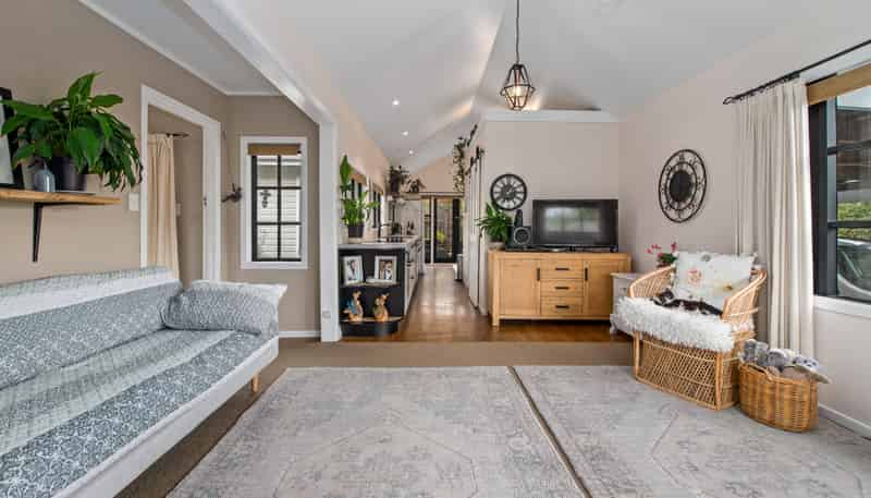 38A Robinson Avenue, Holdens Bay