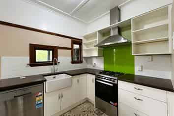 56 Waihi Road, Hawera