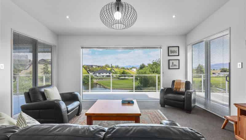 26 Pine Hill Rise, Fairhall