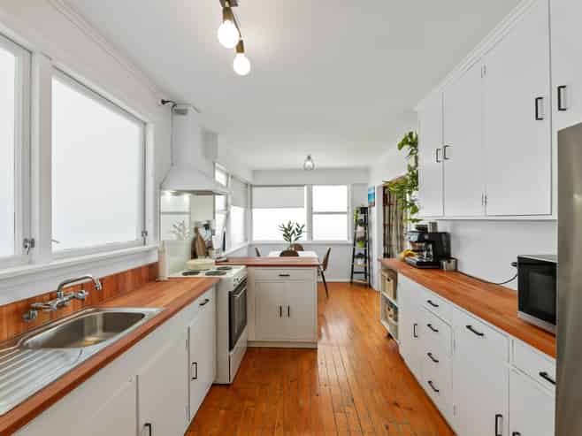 8 Karina Crescent, Redwoodtown