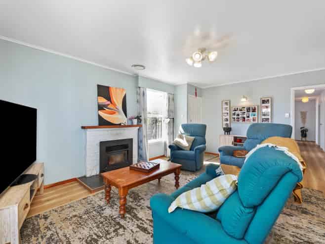 8 Karina Crescent, Redwoodtown