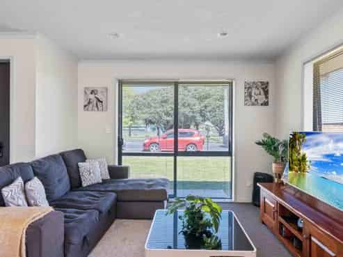 203 Weymouth Road, Manurewa