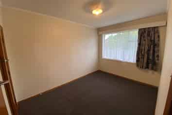 12b Kowhai Street, Hamilton Lake