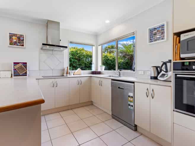 39 Arabian Drive, Papamoa Beach