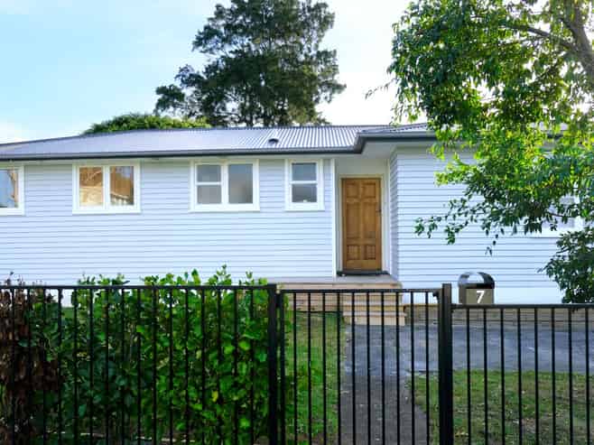 7 Farringdon Street, Glen Innes