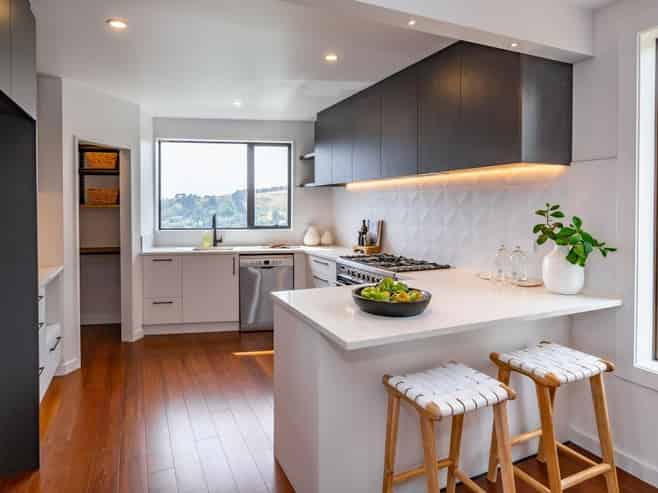 10 Millhill Lane, Huntsbury