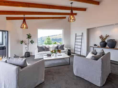 10 Millhill Lane, Huntsbury