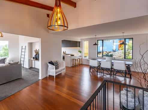 10 Millhill Lane, Huntsbury