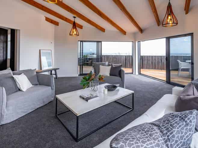 10 Millhill Lane, Huntsbury