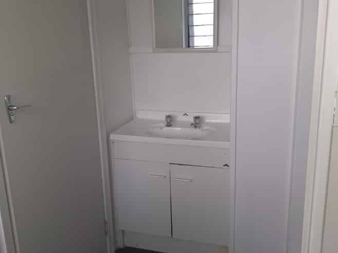 2/74 Jellicoe Road, Panmure