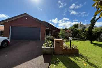 3 Jan Higgins Place, Golflands