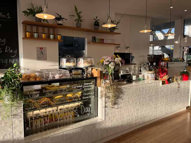 Premium North Shore Cafe