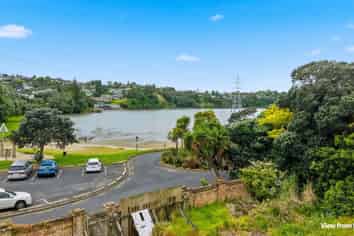 6 Bluff Terrace, Hillsborough