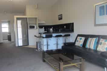 2/2 Northpoint Street, Plimmerton