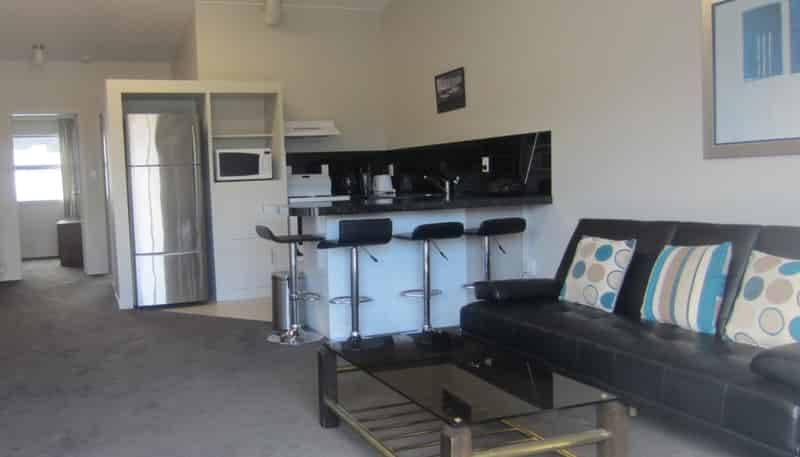 2/2 Northpoint Street, Plimmerton