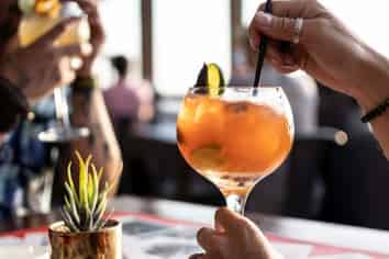 Easy-to-Manage Eatery, Consistent Profits