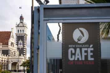 Bar - Café - Restaurant - $30k P/wk