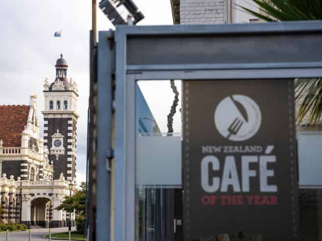 Bar - Café - Restaurant - $30k P/wk