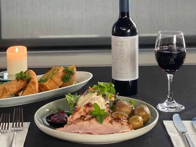 Bar - Café - Restaurant - $30k P/wk