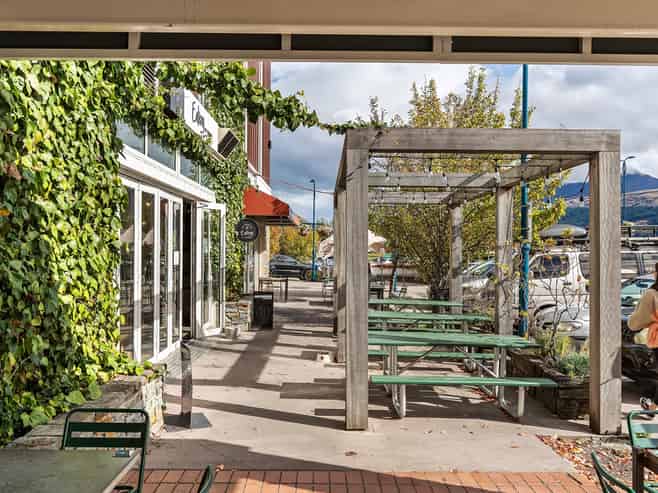 Cafe - Top Queenstown Performer