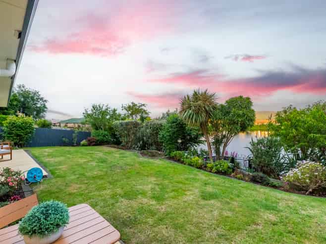 61B Guildford Drive, Paraparaumu