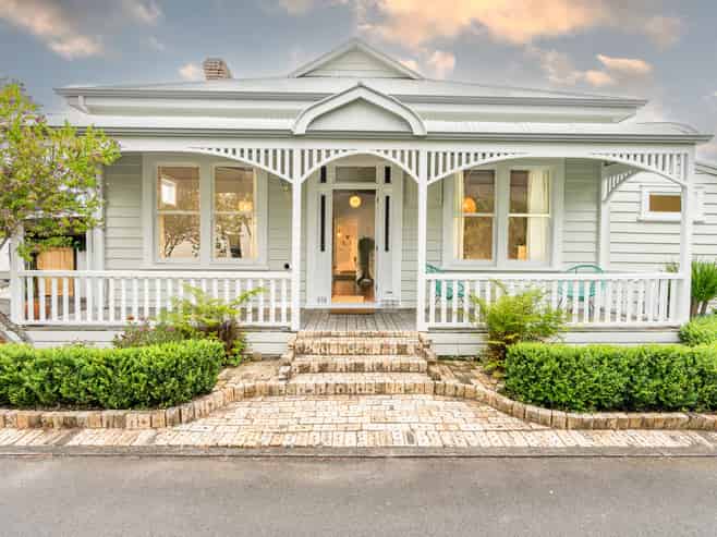 536 Grey Street, Hamilton East