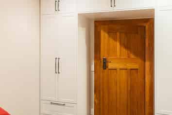 Earn over $200k – High Growth Potential