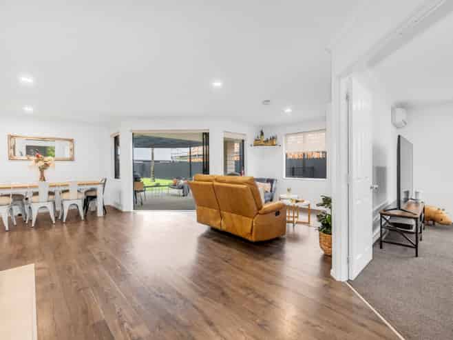 50 Constellation Avenue, Beachlands