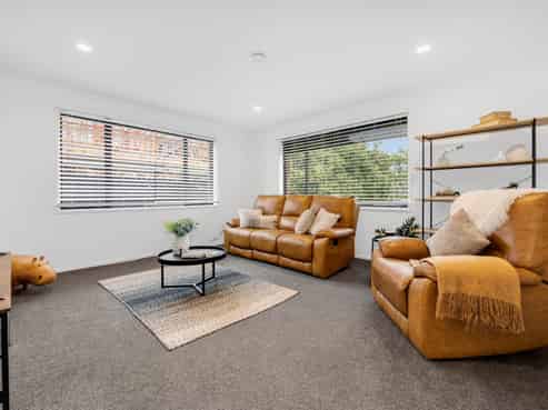 50 Constellation Avenue, Beachlands