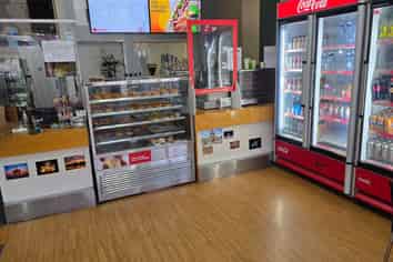 Bakery in Prime Location