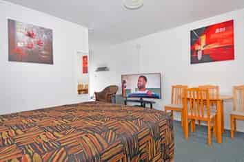 Well Established Motel - Lifestyle & Income