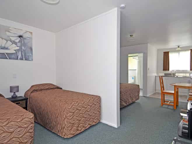 Well Established Motel - Lifestyle & Income