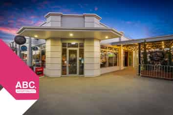 Owner Profits $390K+ Hospo Powerhouse!