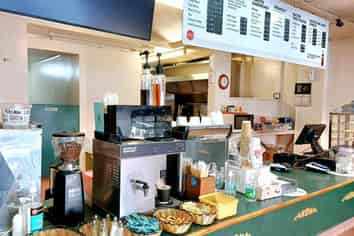 Coffee Shop & Bakery in Prime CBD Location