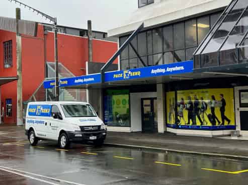 Motivated Vendors -Pack & Send- A Proven Franchise