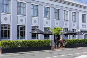 Rosie O’Grady’s: Premier Irish Pub