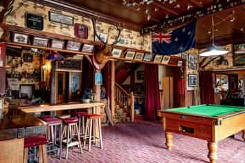 Empire Hotel, Ross-Owners Accommodation + Freehold