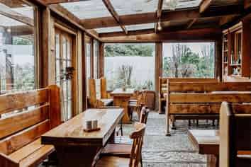 Empire Hotel, Ross-Owners Accommodation + Freehold